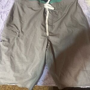 Men's Versatile Gray Hybrid Shorts